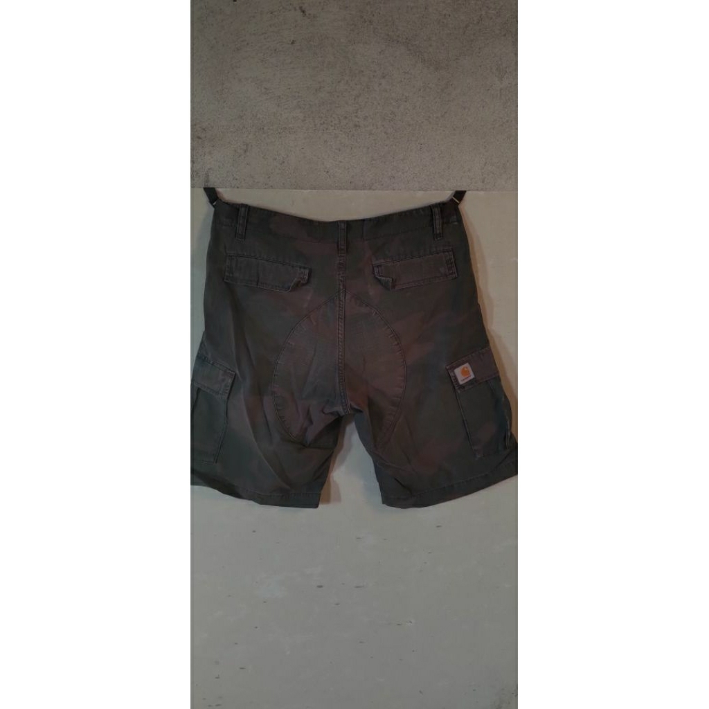 celana pendek carhartt second