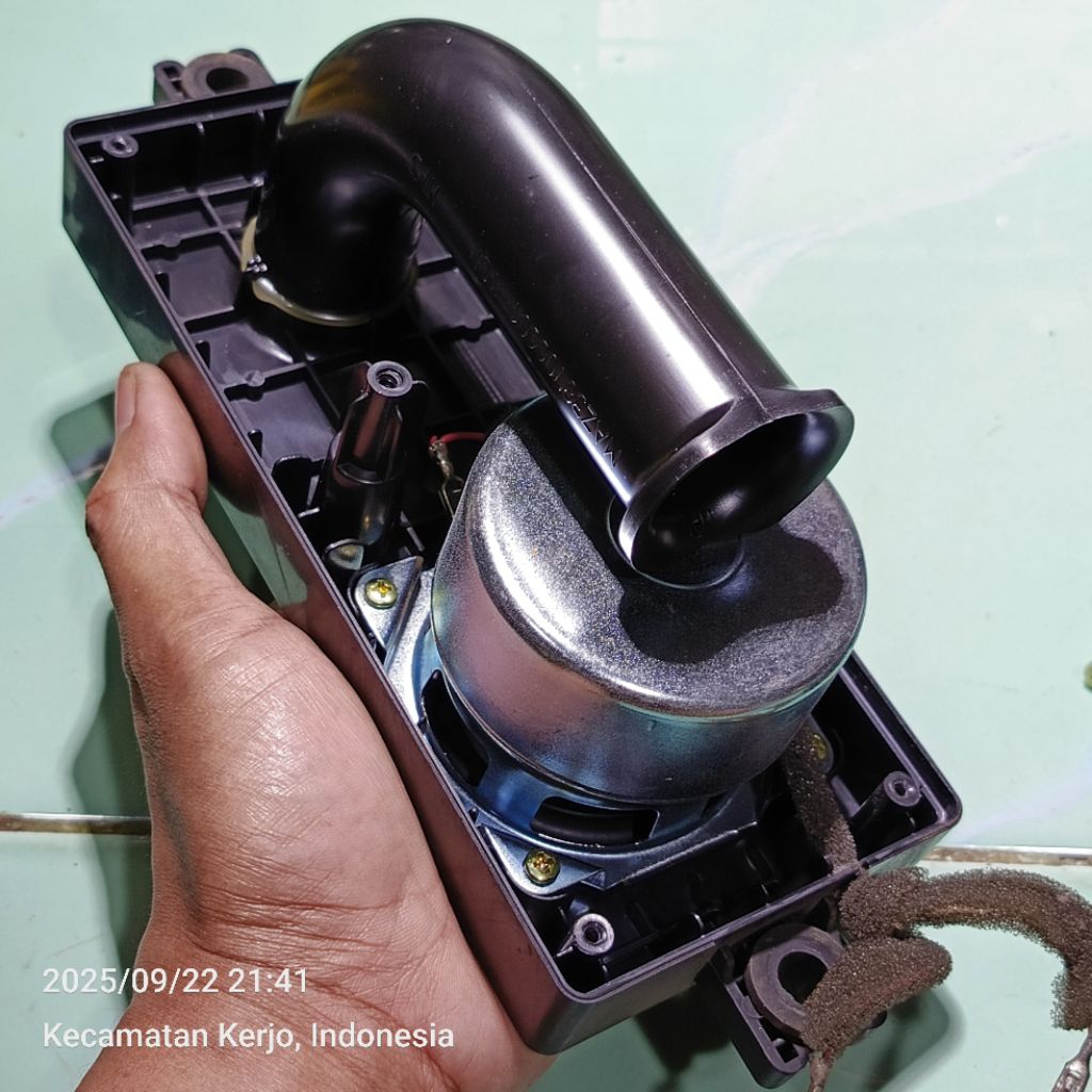 speaker subwoofer 2,5 inch + box original cabutan