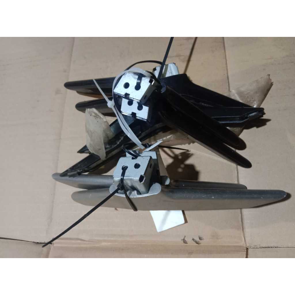 bekas utuh dudukan sharp kaki stand 2t-c32bd1l-tg 32 inch led TV 2t-c32bd1l solo2 darma