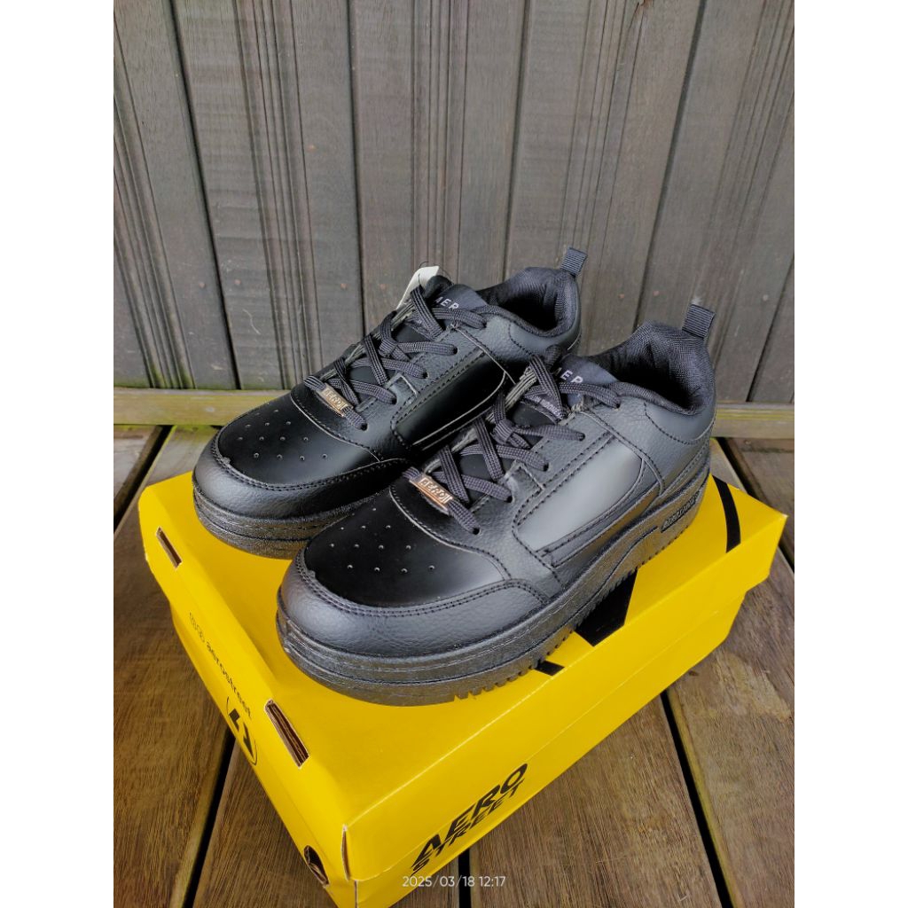 Aerostreet Brooklyn Hitam Hitam Hitam