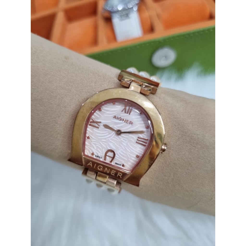 Jam tangan wanita aigner mutiara