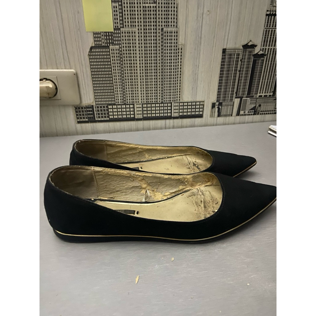 Preloved ORIGINAL Sepatu flatshoes zara basic flat suede shoes