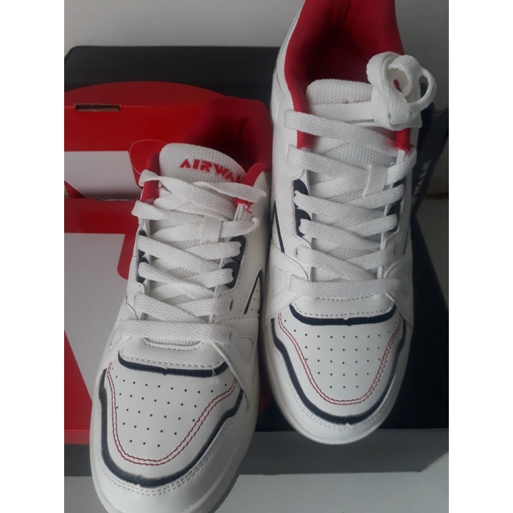 Sepatu Airwalk pria
