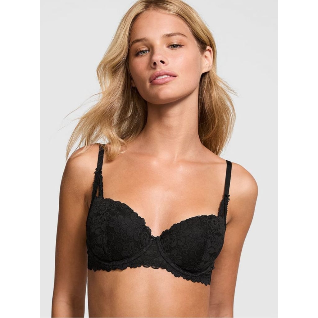 BRA branded V
