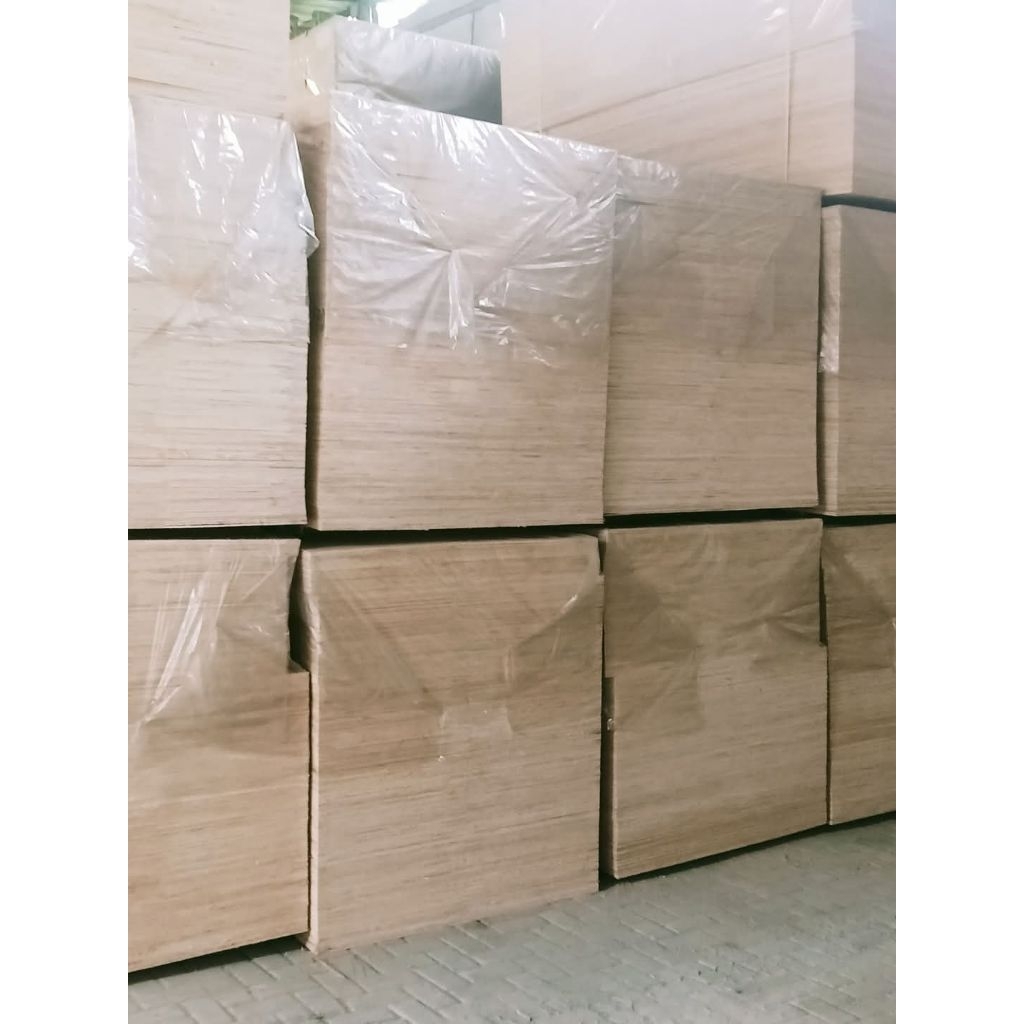 Triplek / Plywood 3MM, 4MM, 6MM, 8MM, 9MM, 12MM, 15MM, 18MM Perlembar 122x244