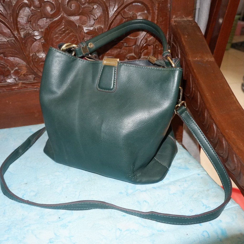 Sling Bag Tas Preloved Moncross Switzerland Warna Hijau Botol