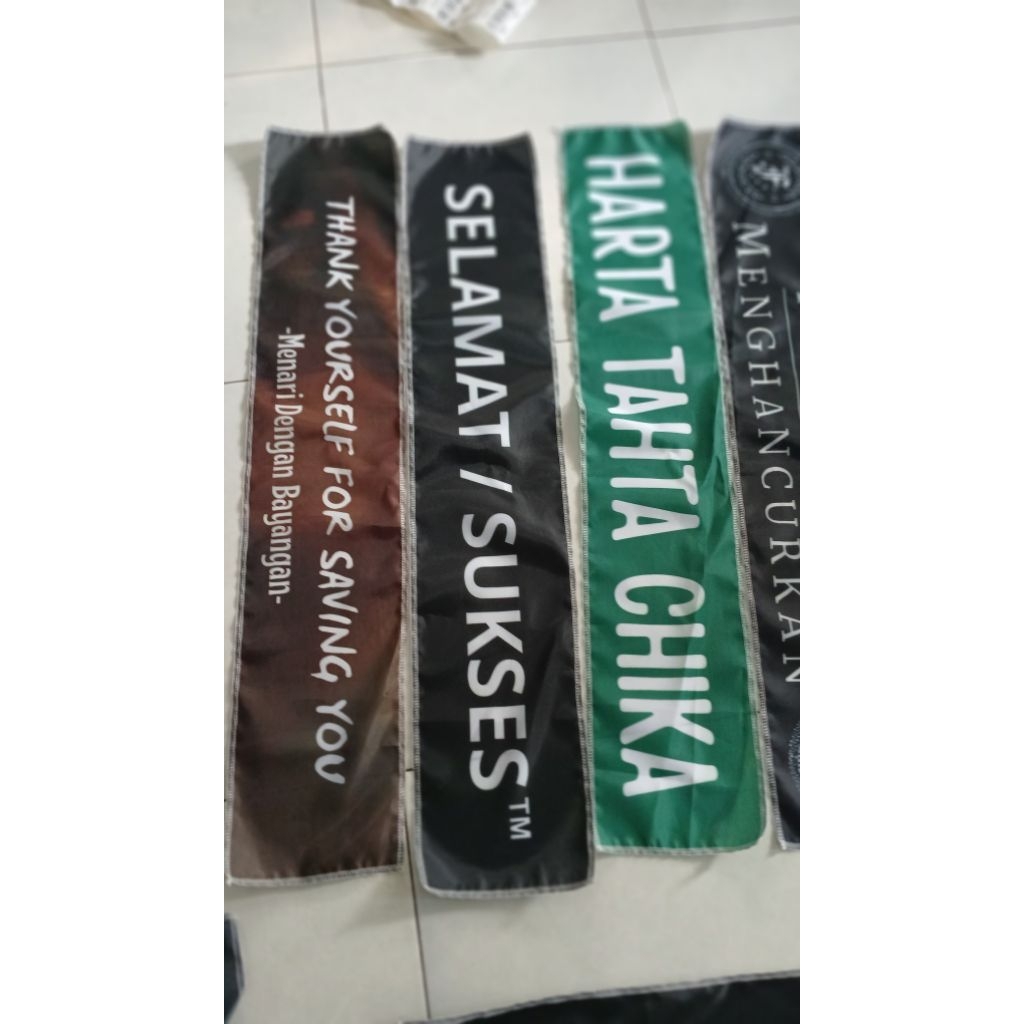 bendera kain custom satin