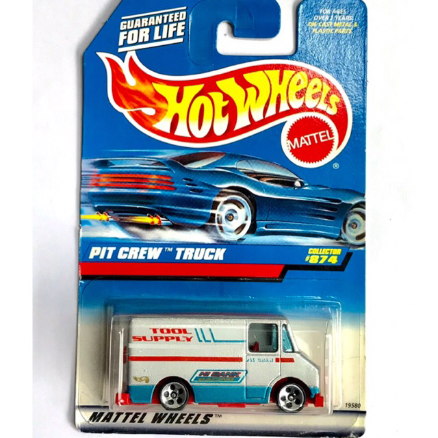 HOT WHEELS - COMBAT AMBULANCE  PIT CREW TRUCK