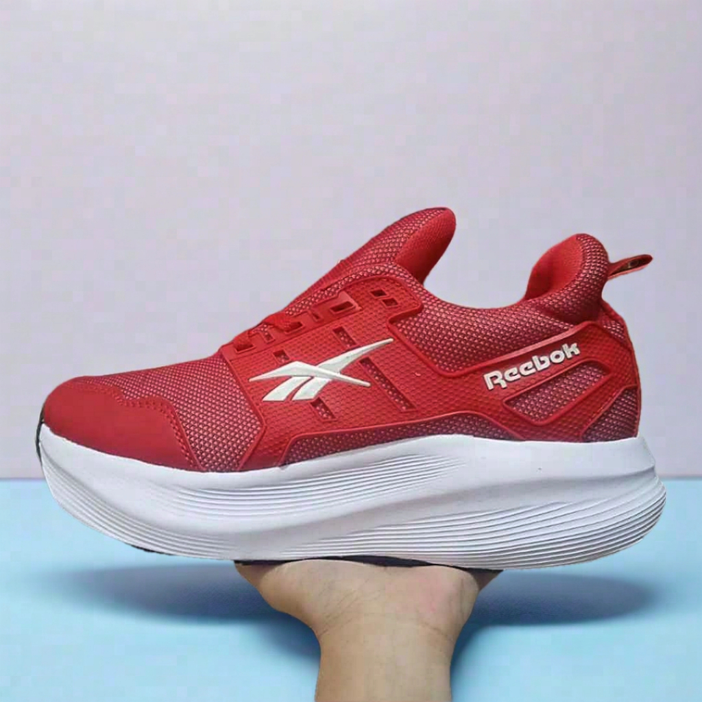 Reebok Sepatu Lari Merah trendy keren
