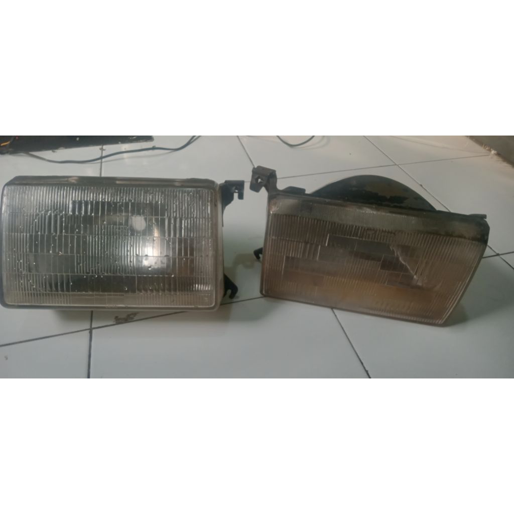 headlamp Mitsubishi Lancer SL 80-84