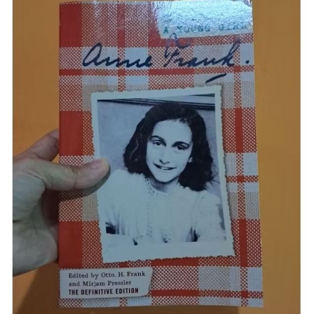 [Preloved] The Diary of Young Girl Anne Frank