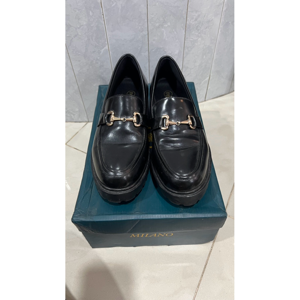 JUAL CEPET Second Nappa Milano Pam Buckle Size 38/39 DAPET BOX ORI