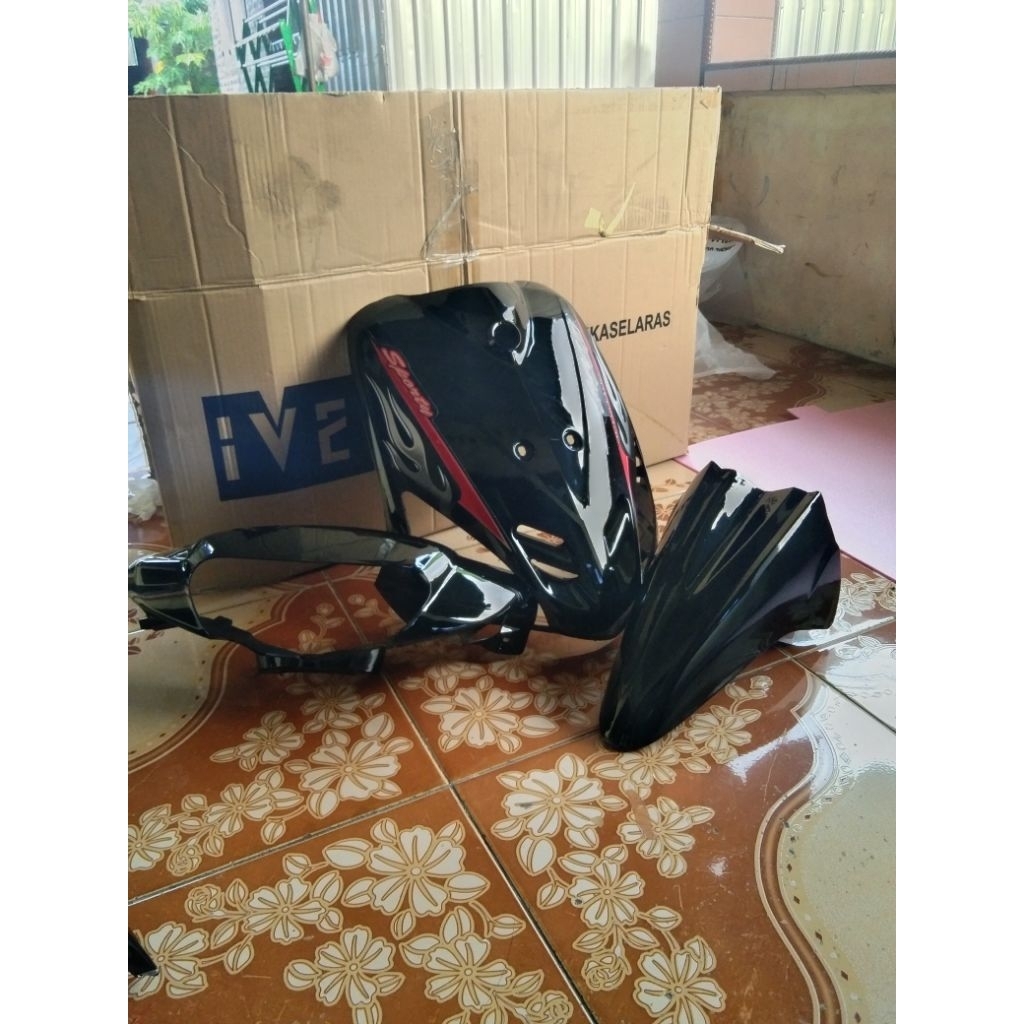 body depan mio sporty Mio lama warna hitam set stiker motif api