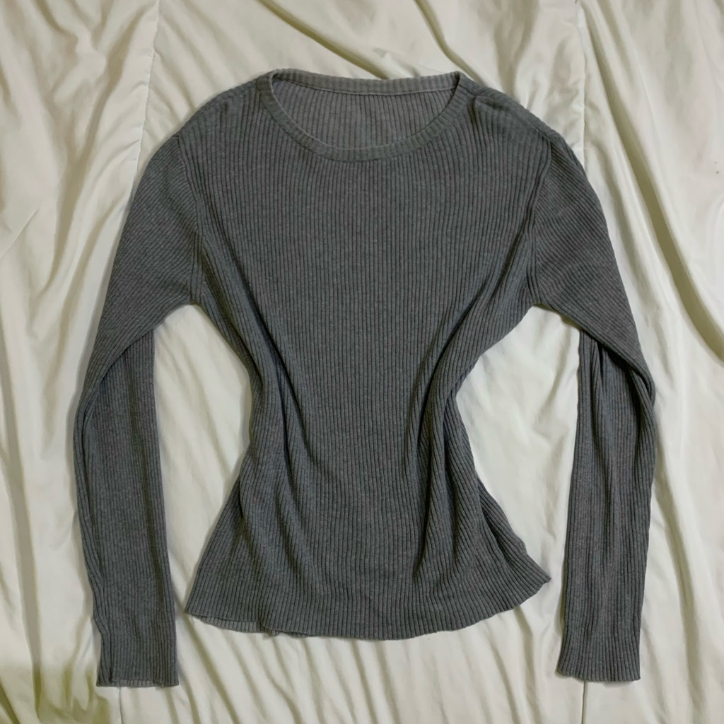 PRELOVED KNITWEAR