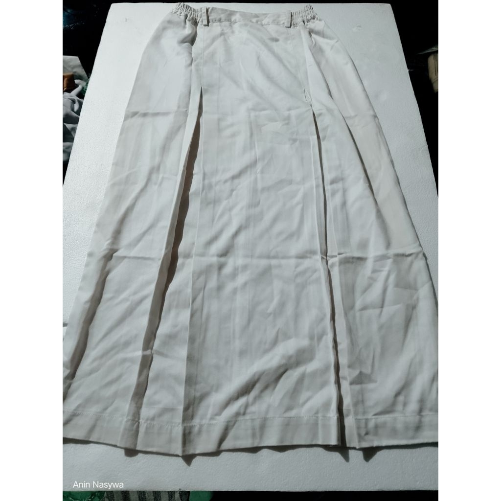 Rok putih SMP SMA preloved.