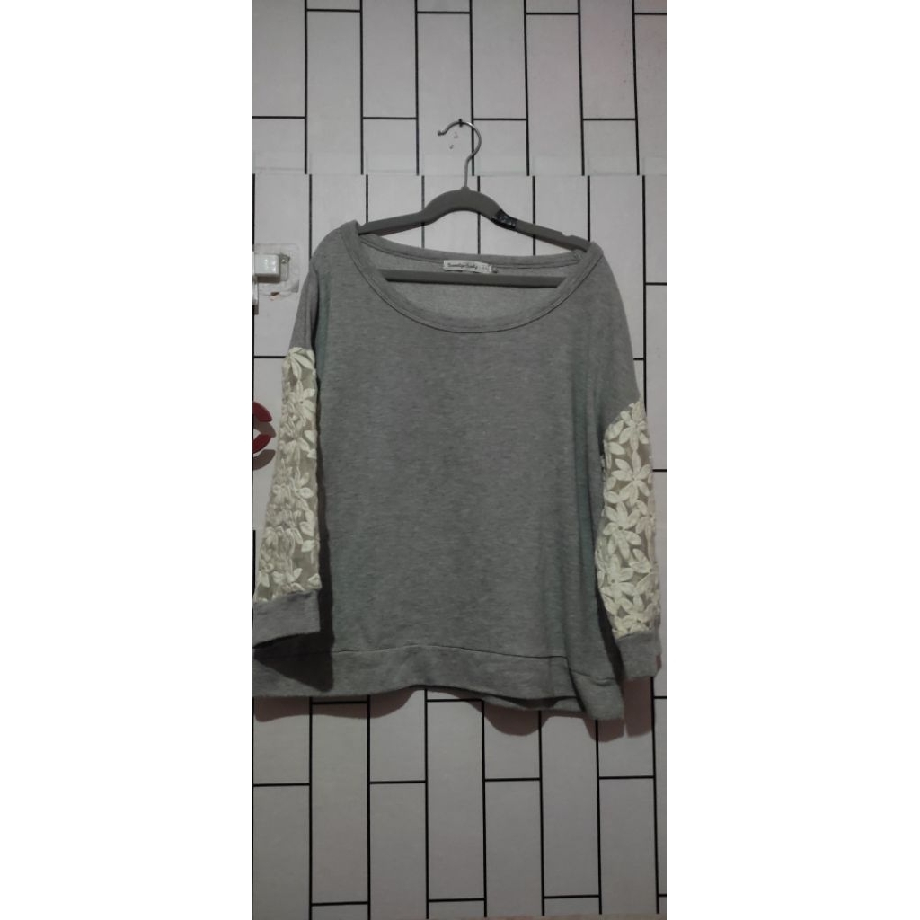 Atasan brand Sevendays