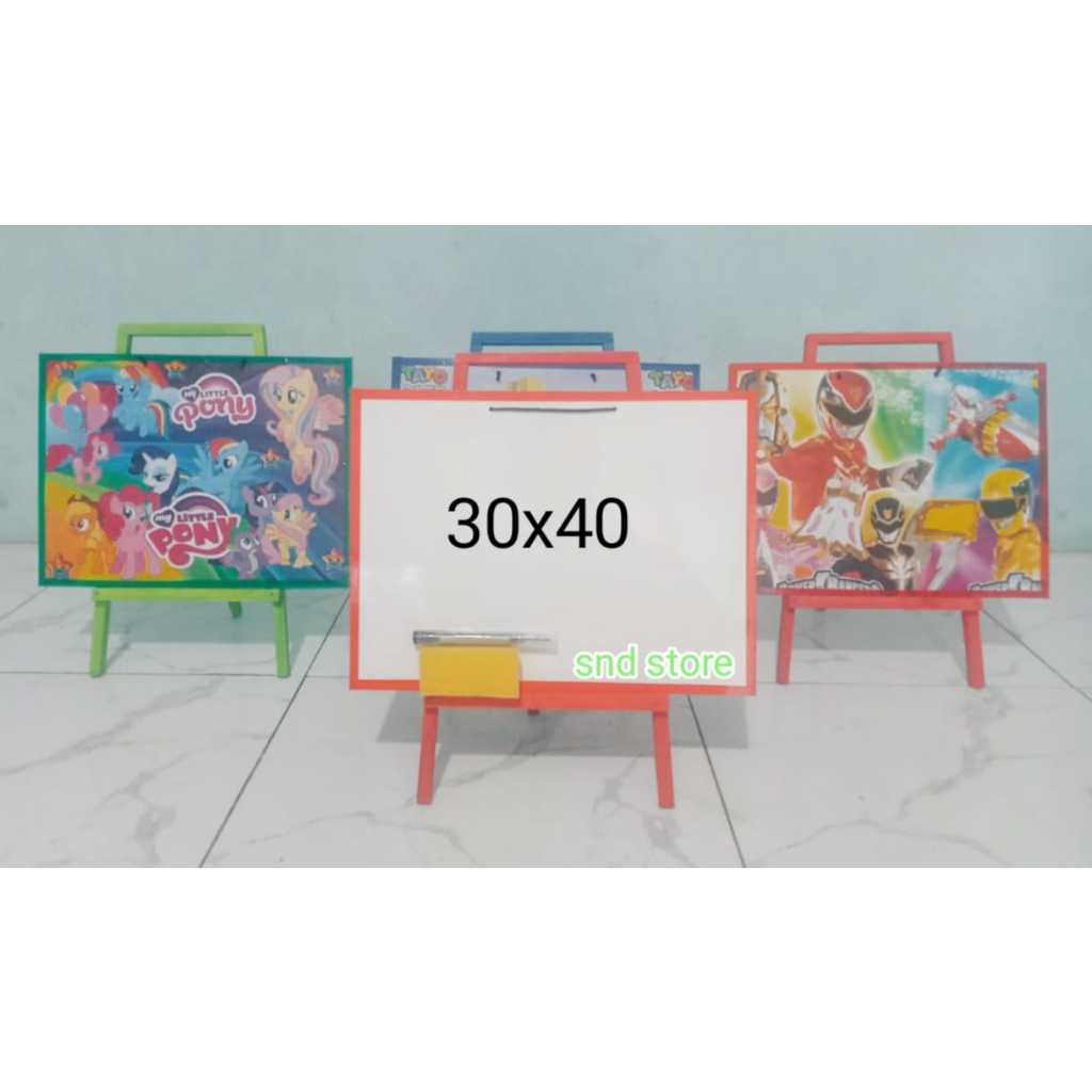 Papan tulis anak dengan penyangga/Papan tulis penyangga karakter anak/Papan tulis bisa di hapus