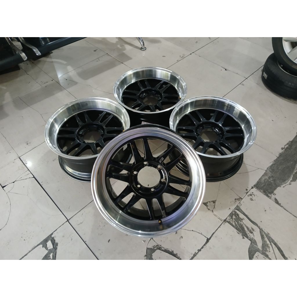 Velg Bekas Hsr BLY ring 18 Lebar 9 Pcd 6x139 Et 15