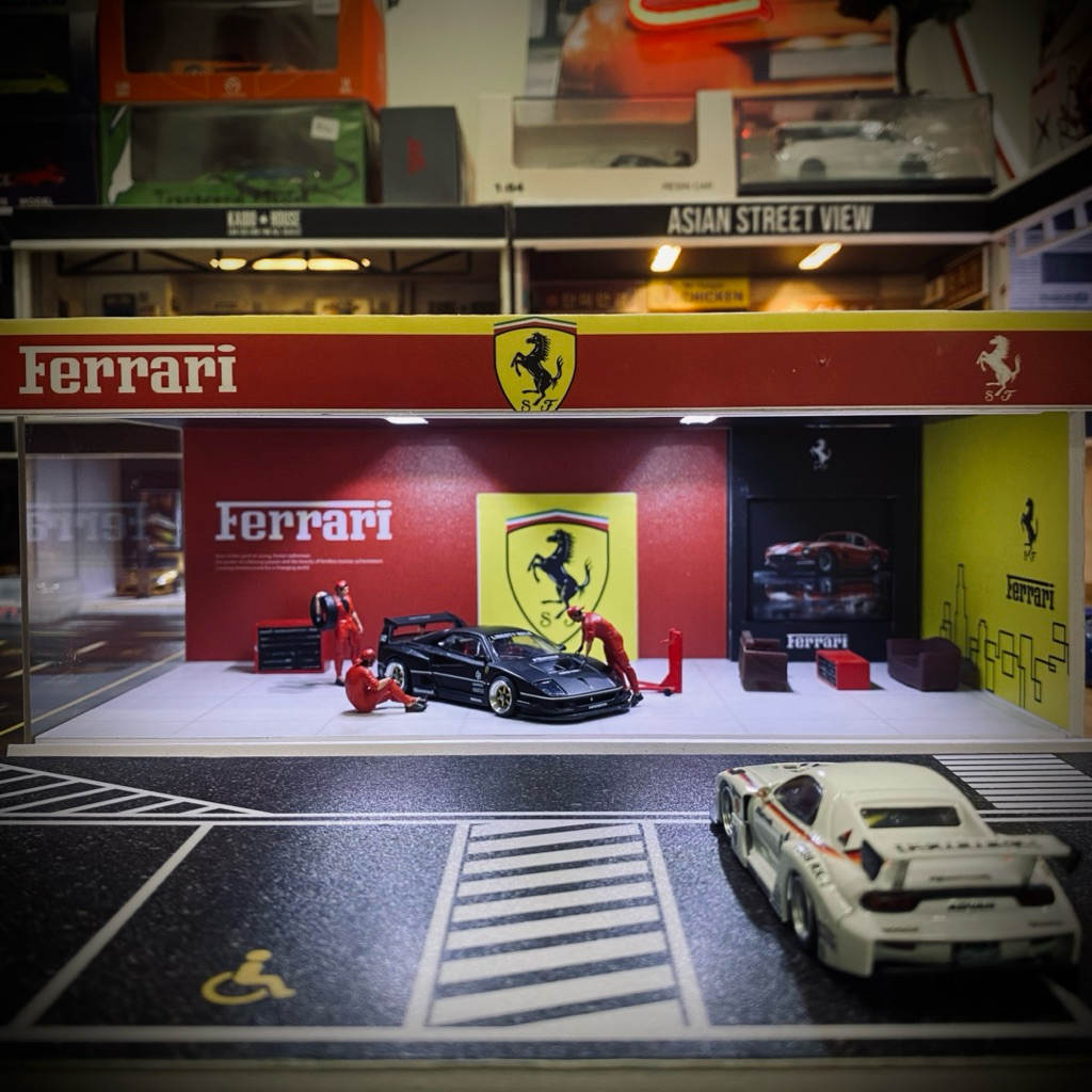 DIORAMA FERRARI SKALA 64