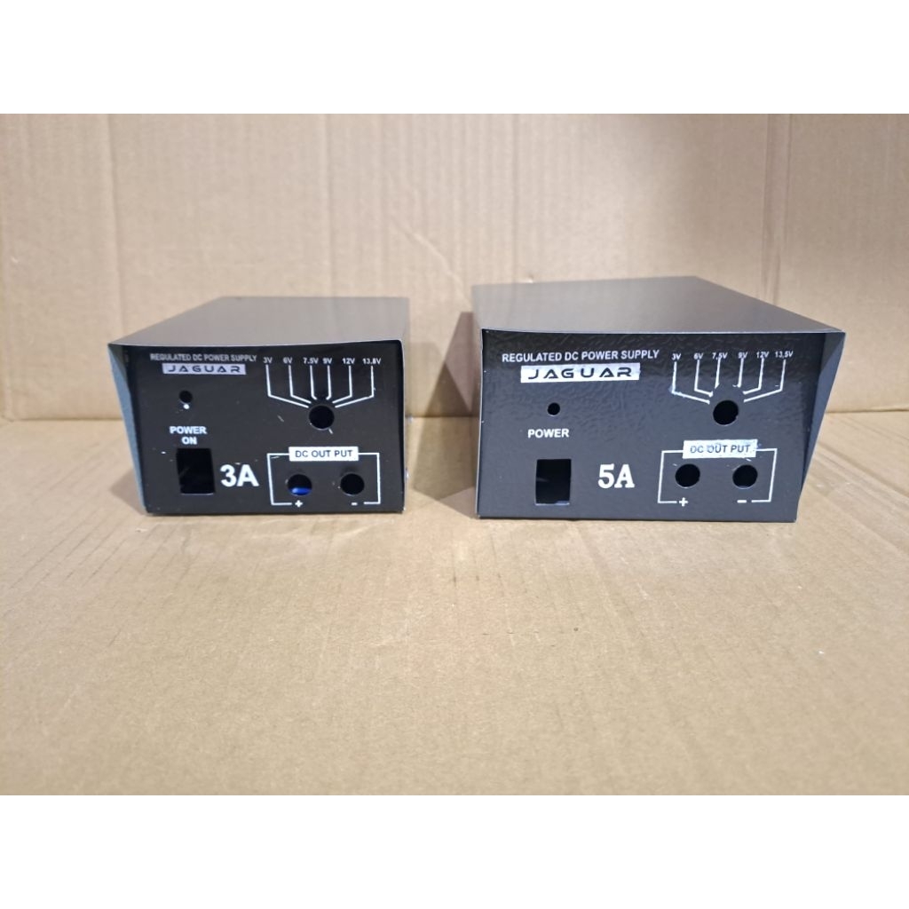 Box Adaptor 3 A & 5 Ampere * Plat Kaleng * Merk Random ( Promo ).