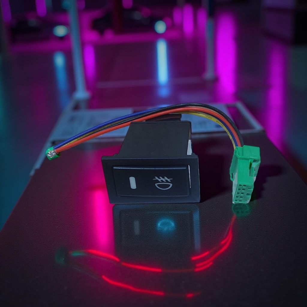 SWITCH FOGLAMP ON/OFF + KABEL SOKET AVANZA