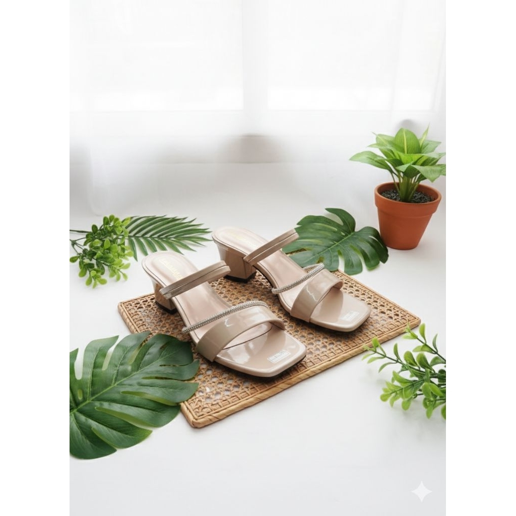 Sandal Heels Wanita Laksana Glossy Series – Model Polos Mewah