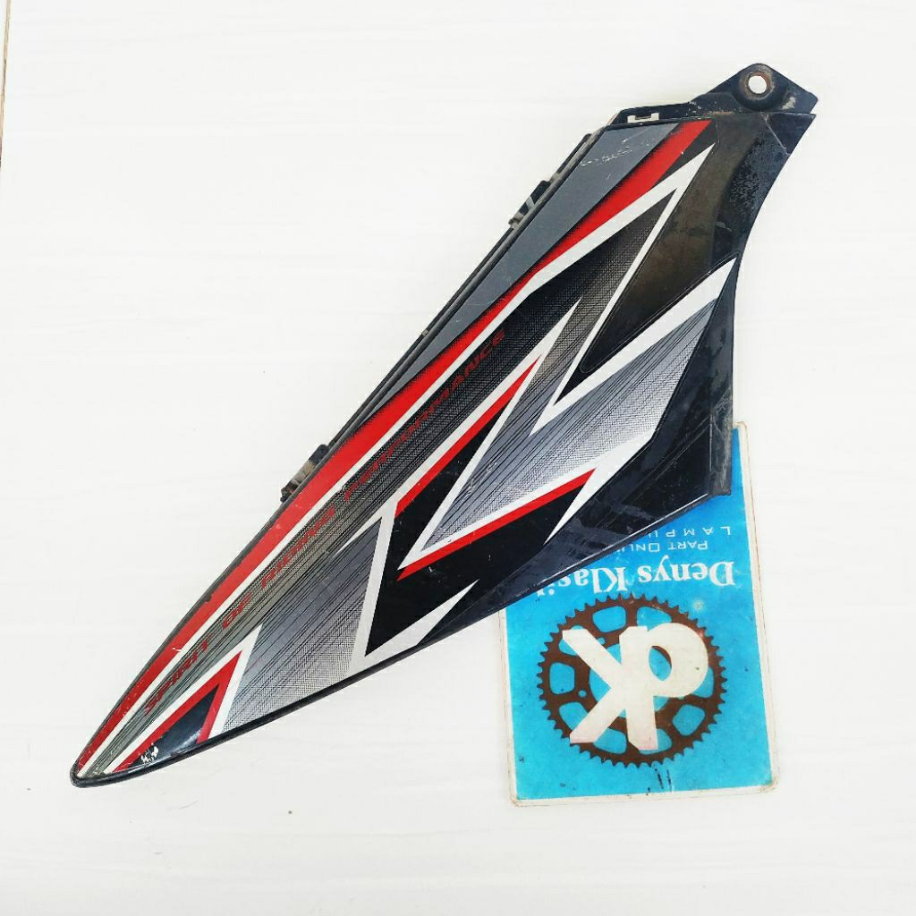 sambungan cover body samping kanan supra X125 original second