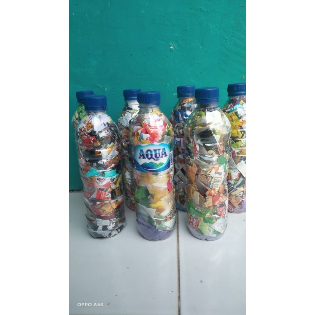 Ecobrick botol Aqua 600 ml