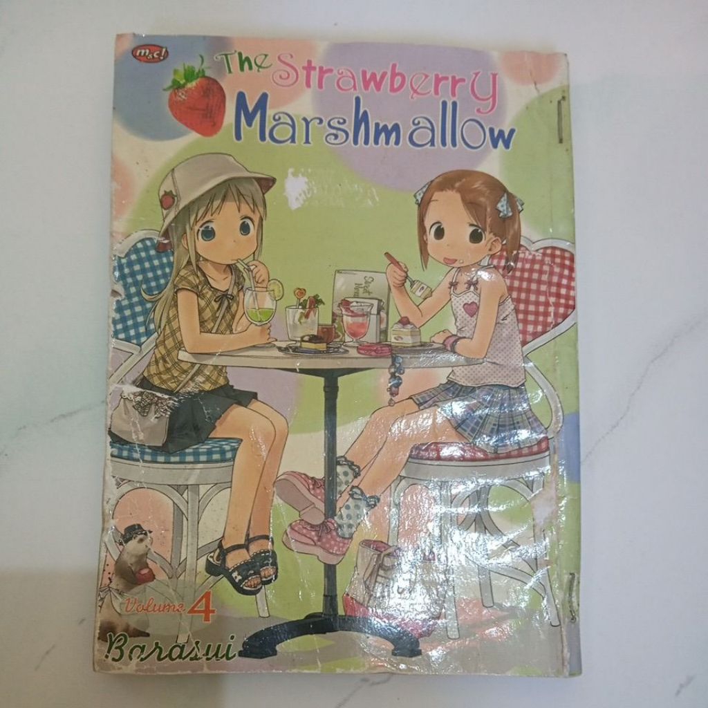 Buku cerita The Strawberry Marshmallow