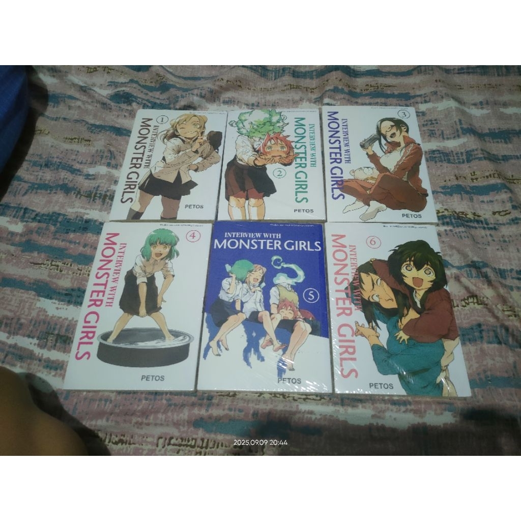 komik interviews with monster girl bahasa Indonesia rilisan Gramedia