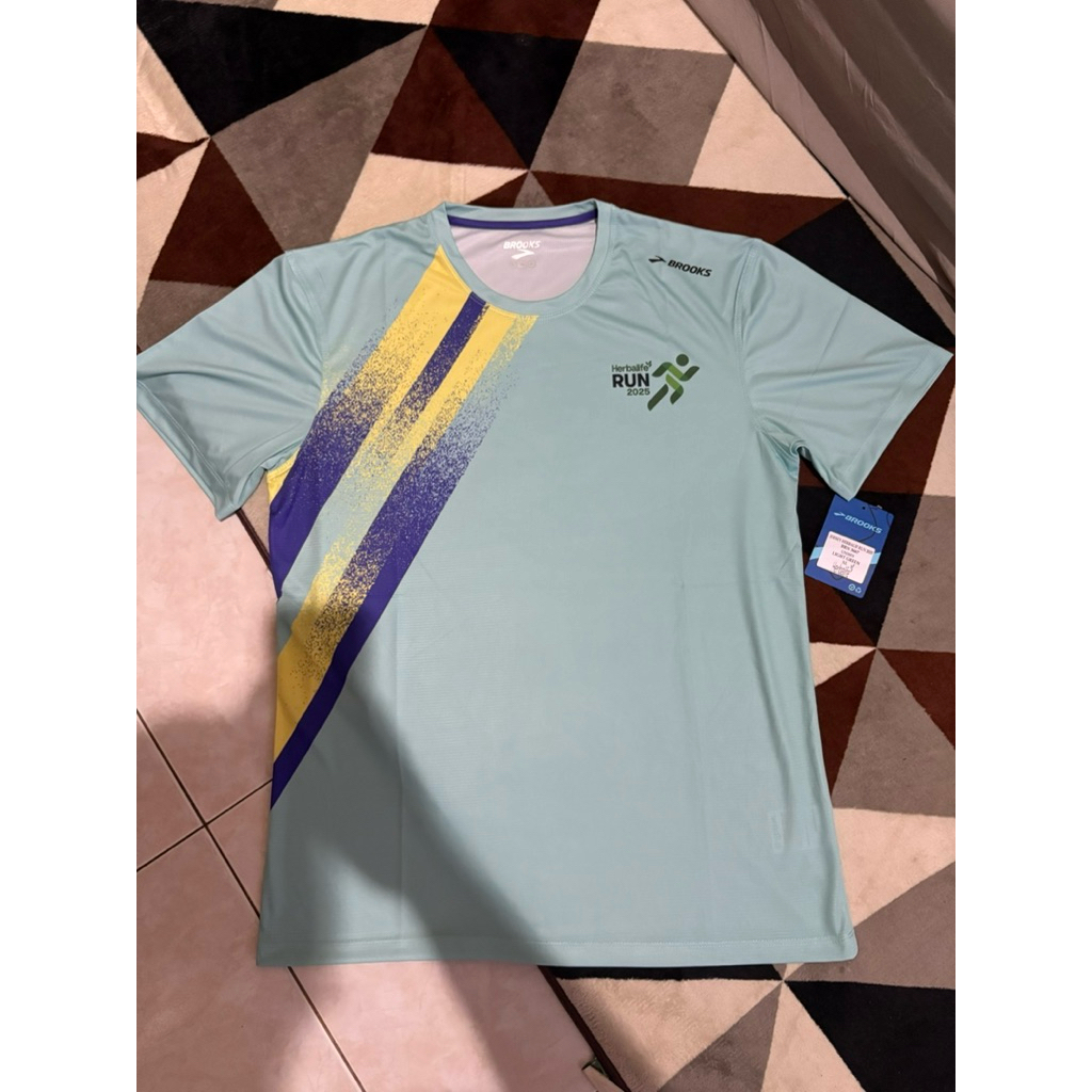 Jersey Brooks Official Herbalife Run 2025 & Puma Singapore Marathon 2025
