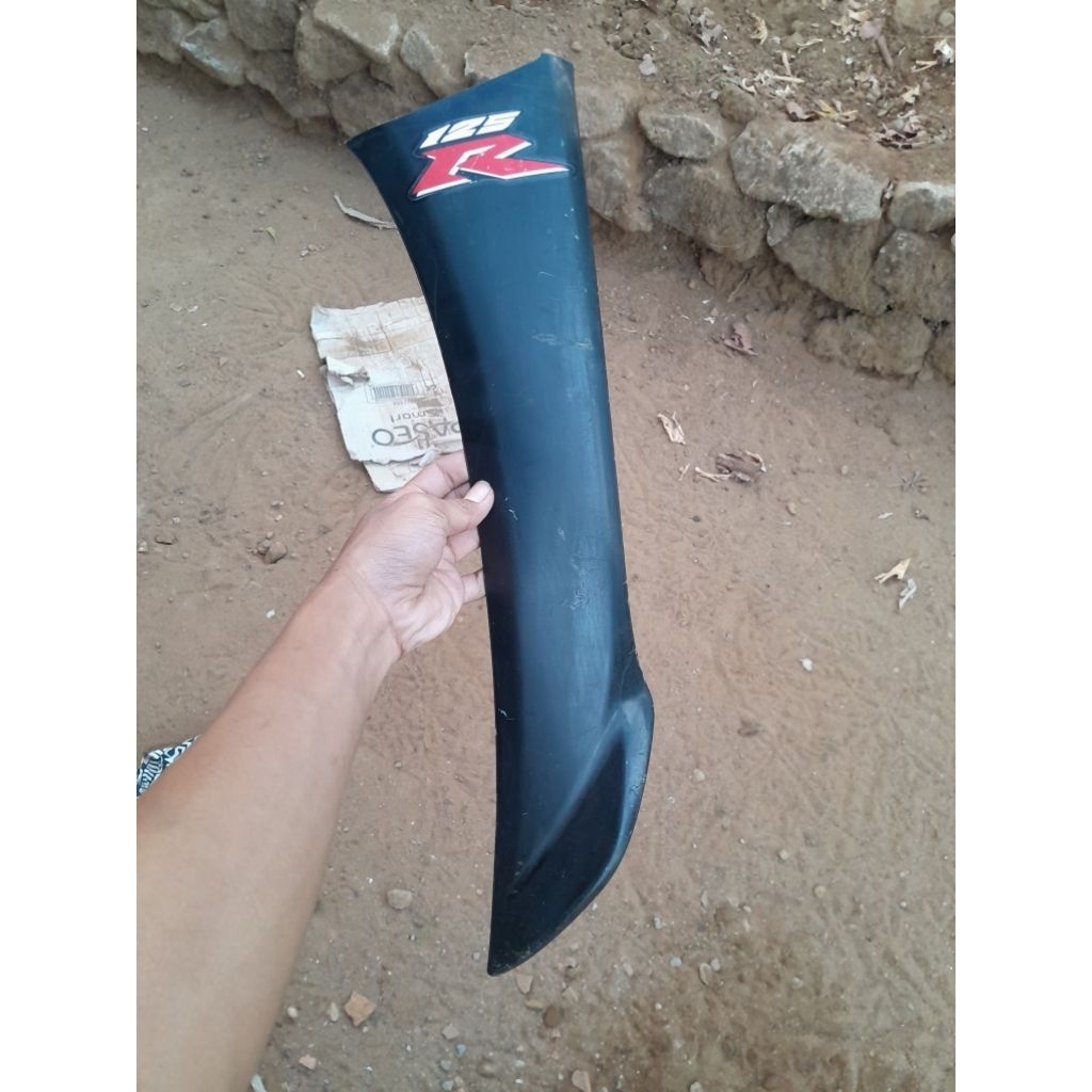 Sayap luar sebelah kiri supra x 125 old original