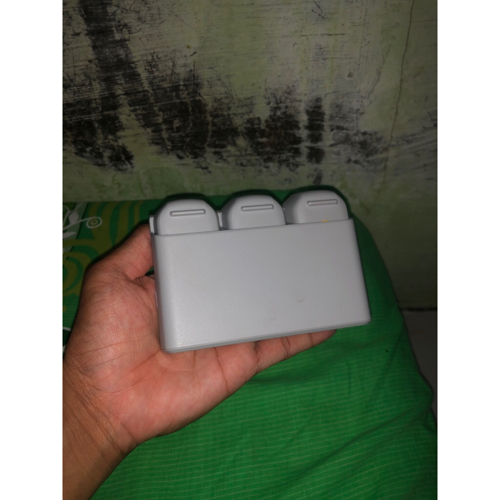 Baterai DJI NEO + Charging Hub