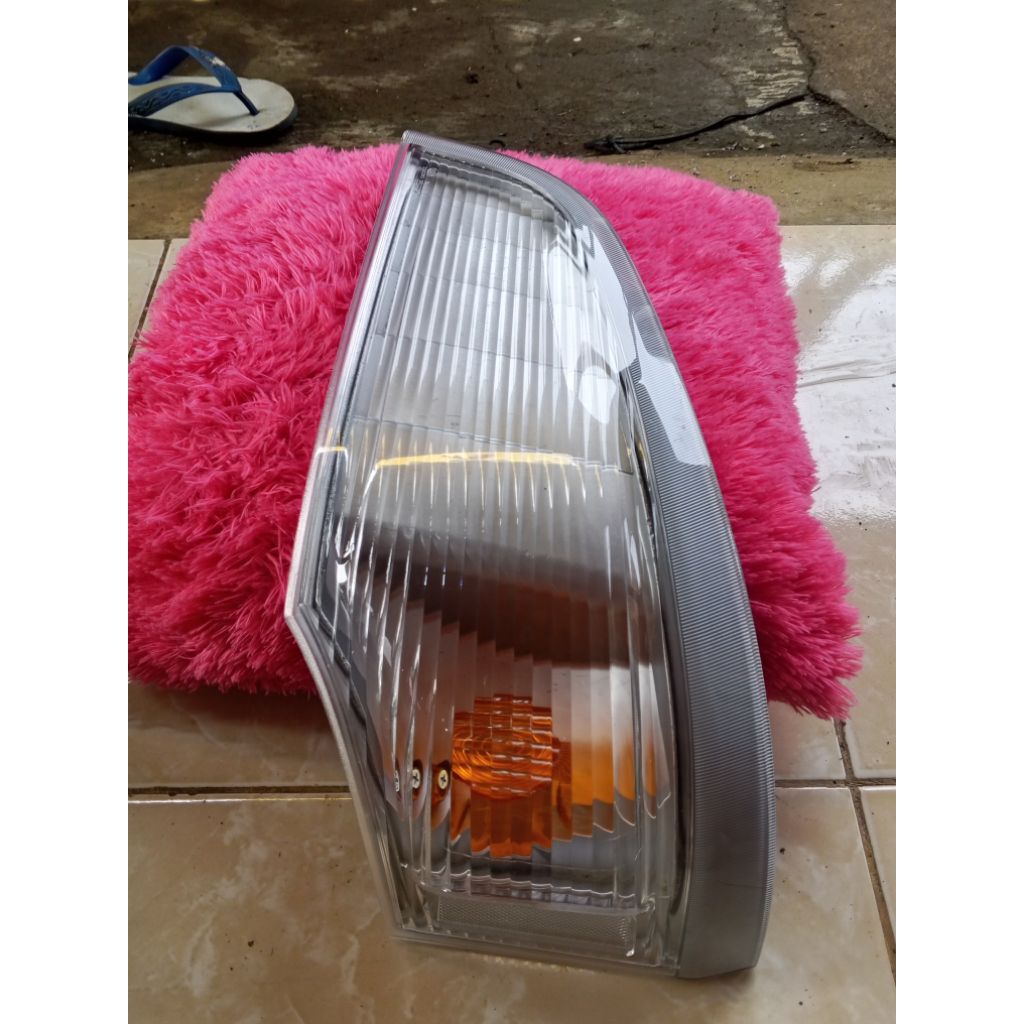 lampu sen canter sebelah kiri PS 125