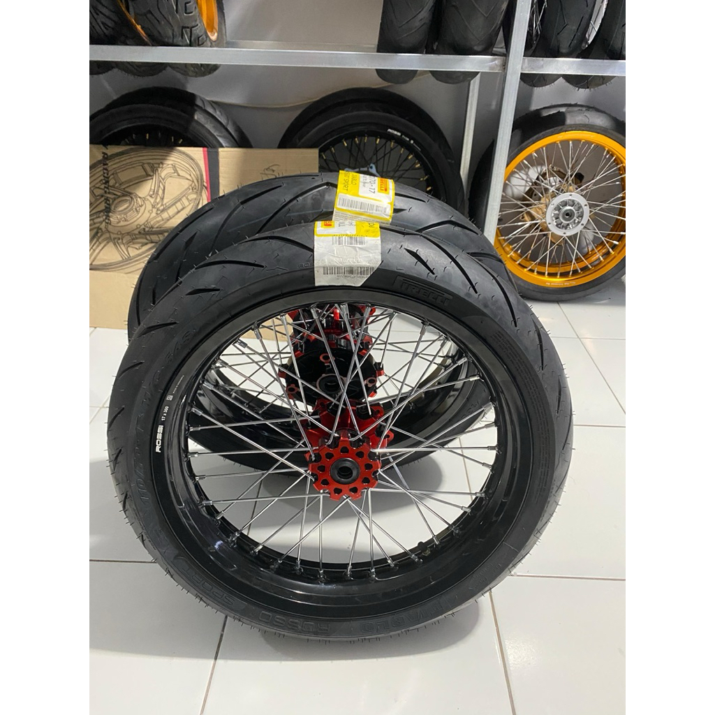 WHEELSET VELG SUPERMOTO CRF VELG ROSSI BAN PIRELLI