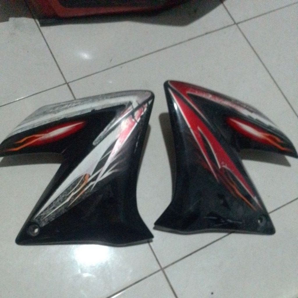 sayap vixion old original