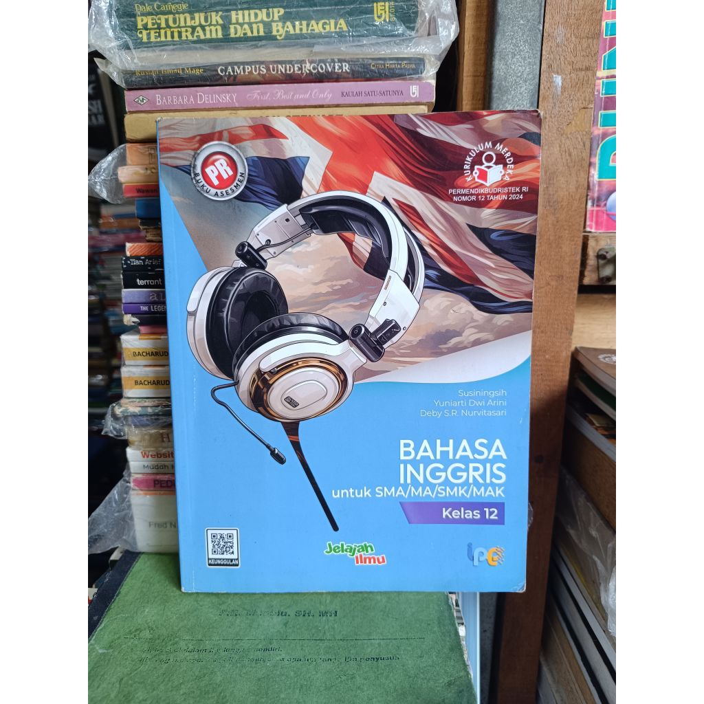 PR bahasa Inggris. kelas 12 SMA. SMK. jelajah ilmu. intan pariwara. merdeka. bekas