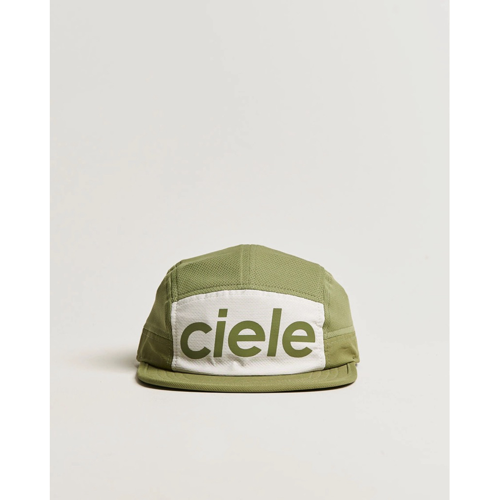 New Ciele Athletics GOCap Century Beacon White red & Army white