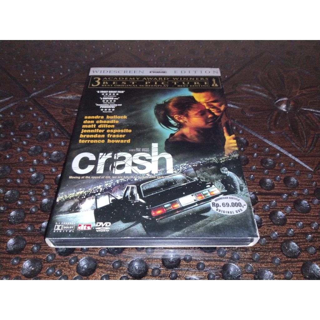 DVD Action, Crash