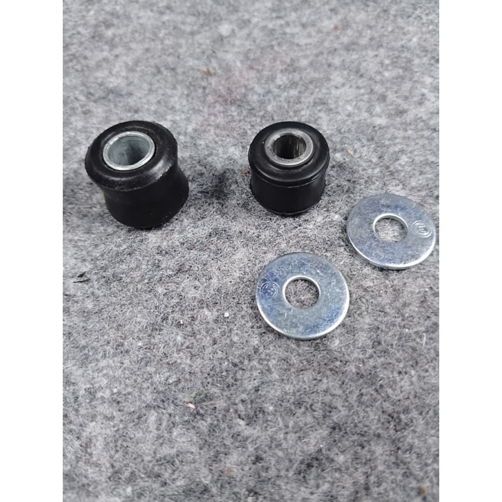 1set Bosh shock breaker belakang atas bawah Honda Vario beat scopy spacy