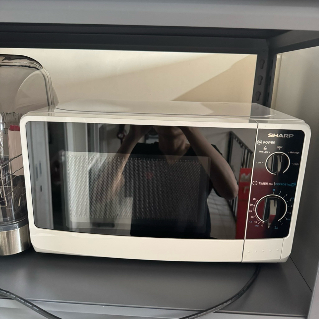 SHARP Microwave R-220MAWH Microwave Low Watt