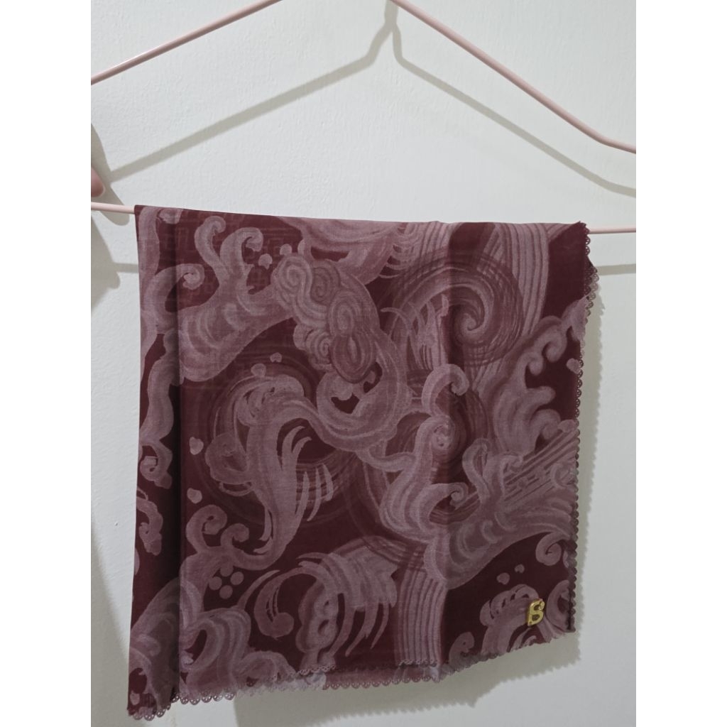 Preloved Buttonscarves The Wave