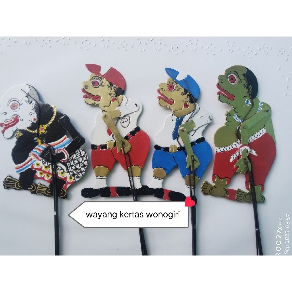 wayang kertas isi 4 aneka Bagong