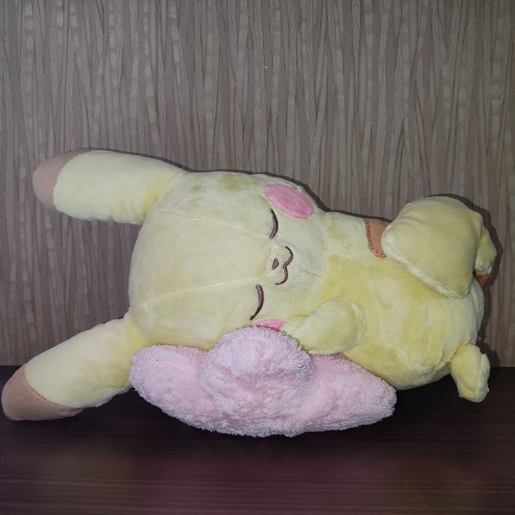Pikachu Pastel Ichiban Kuji 2019 Tiduran - Ichiban Kuji - Boneka Pokemon Plush
