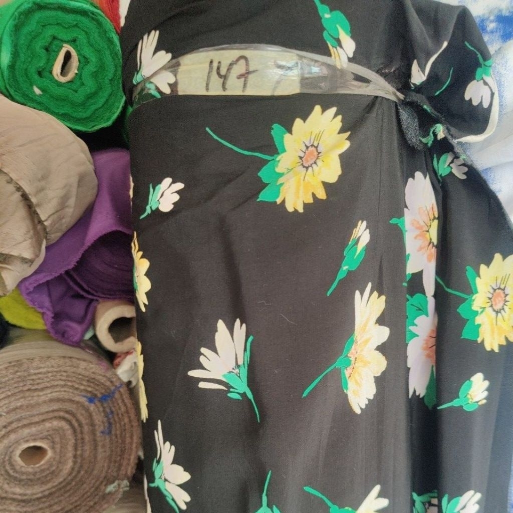 Rayo Vallecano motif bunga adem lembut halus full cotton