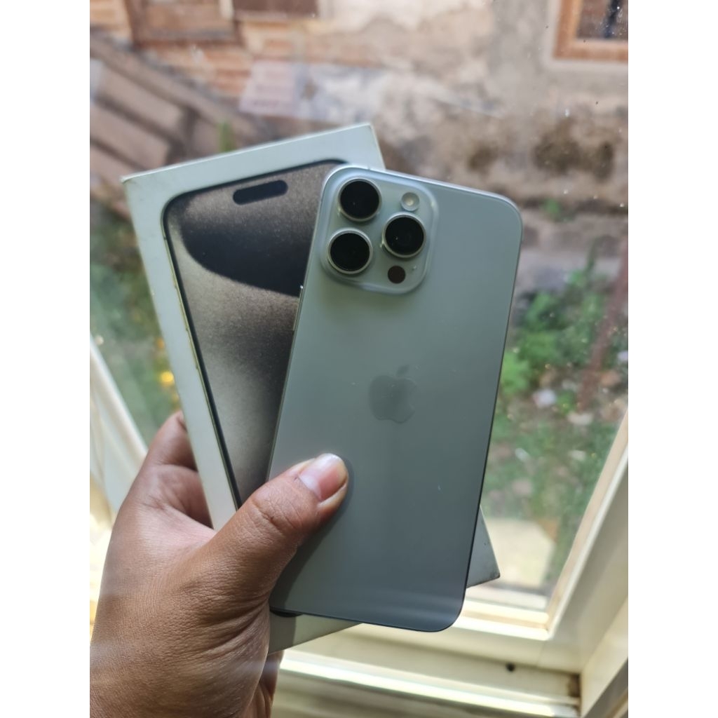 ip 15 promax 256gb ibox mulus no minus