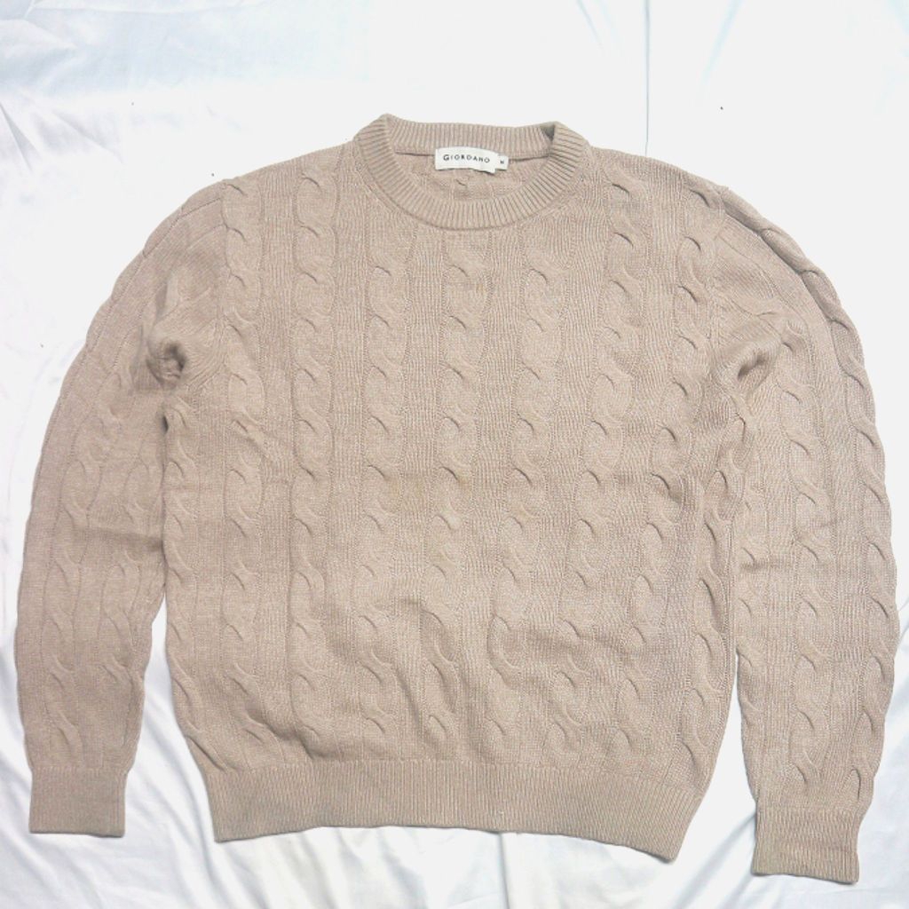 GIORDANO Cable Knit Kepang Coklat Knitwear Sweater Sweatshirt Crewneck Rajut Wool Jaket