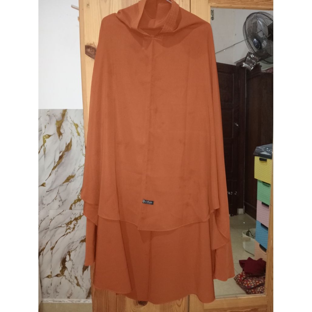 Khimar non pad preloved brand azda hijab(SOLD OUT)