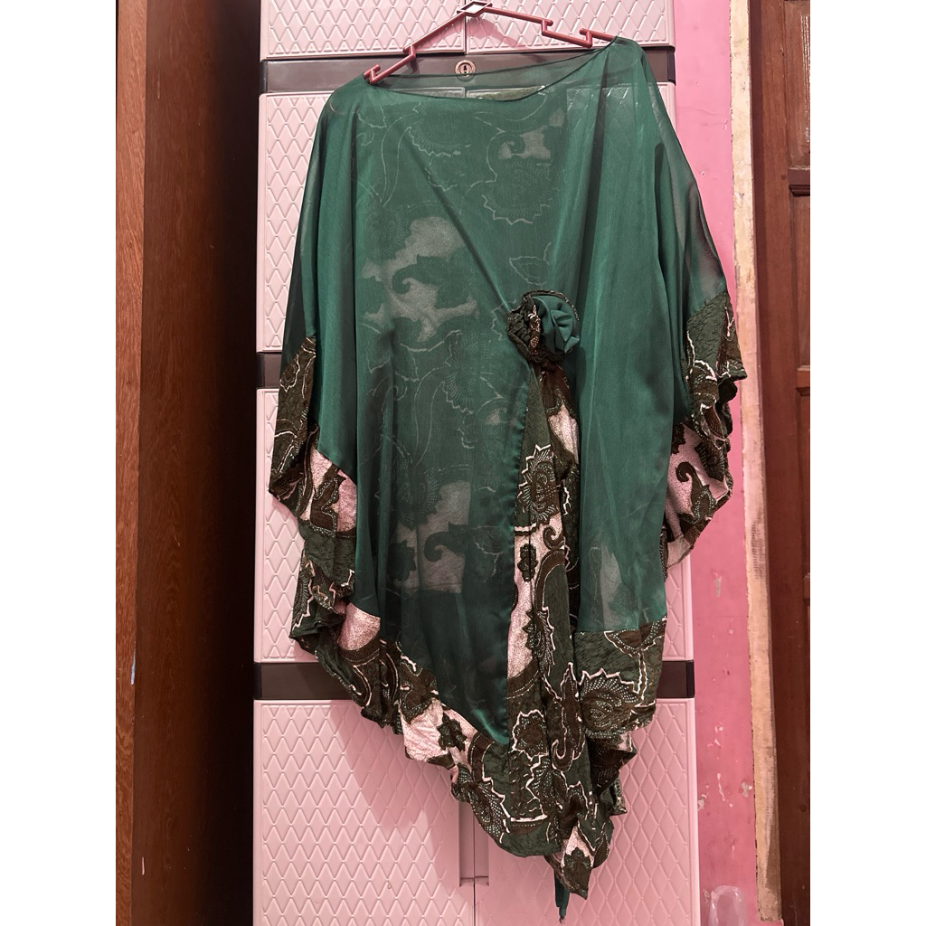 kaftan pesta preloved