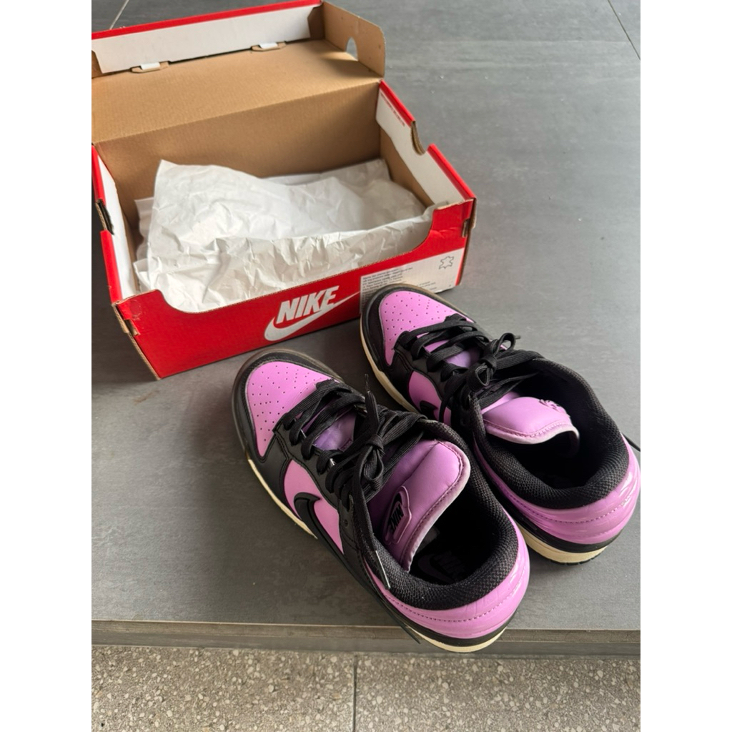 preloved sepatu Nike gym/basket ungu size 39